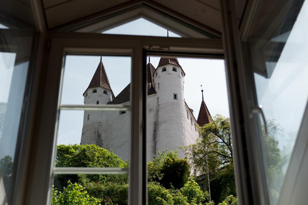 Ferienwohnung Schwert トゥーン エクステリア 写真